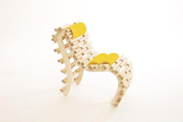 Design ludique |  : - fauteuil  T jaune -