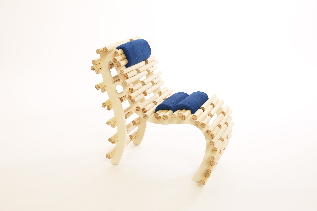 Design ludique |  : - fauteuil  T bleu -