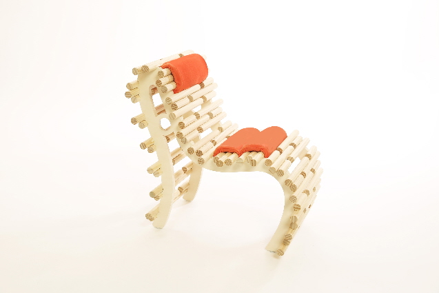 Design ludique |  : - fauteuil  T orange -
