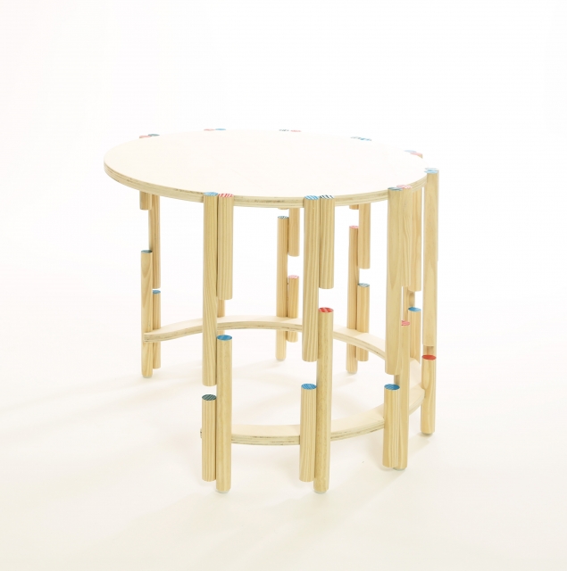 Design ludique |  : - table  B tricolore -